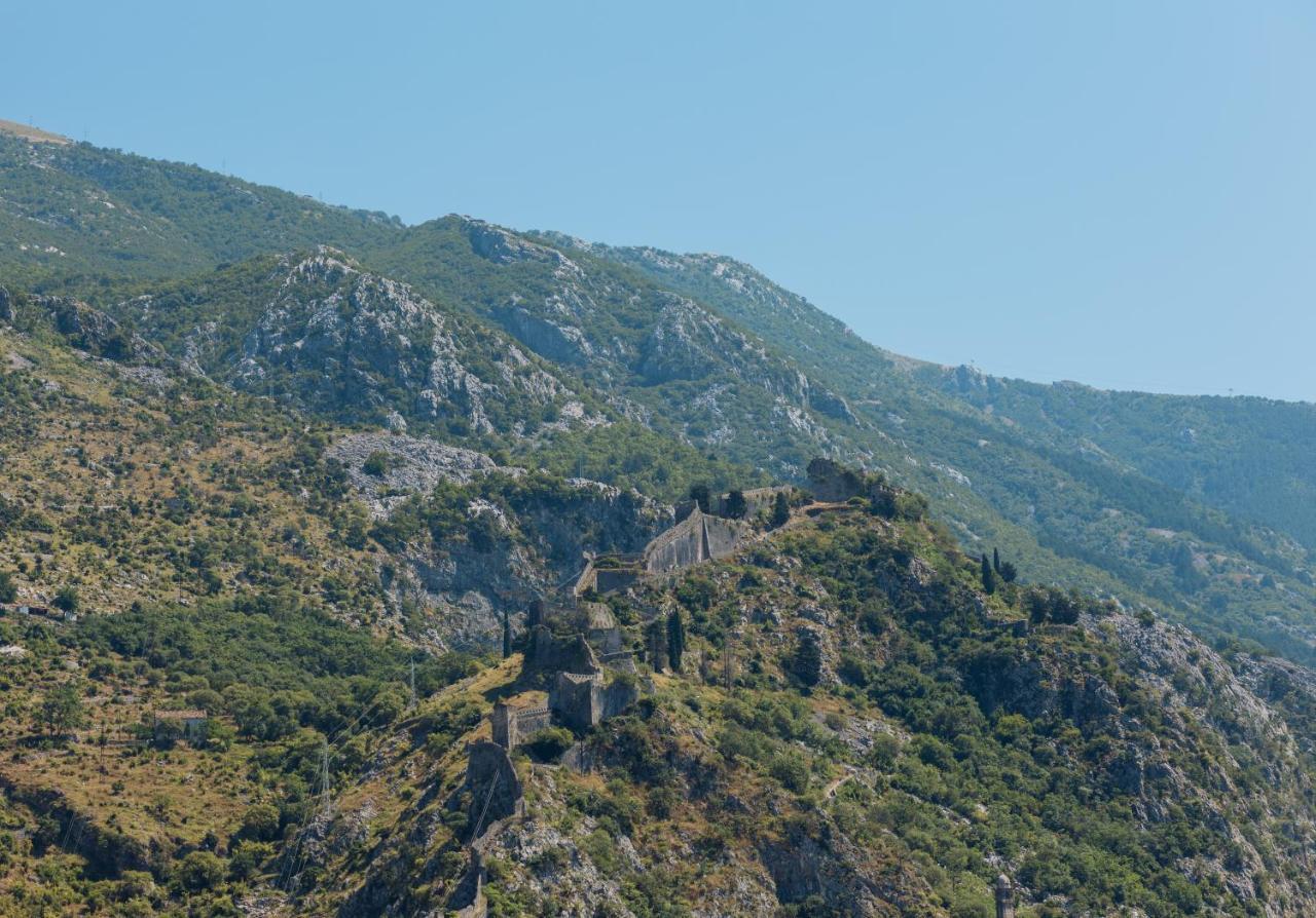 Berge Apartments Kotor Zewnętrze zdjęcie