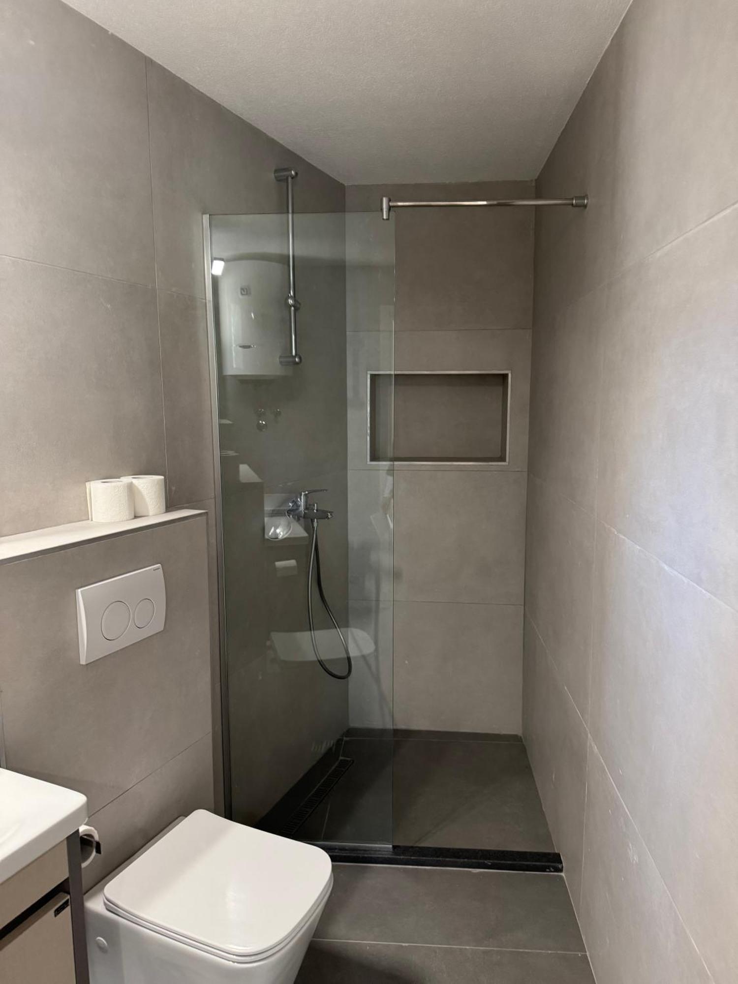 Berge Apartments Kotor Zewnętrze zdjęcie